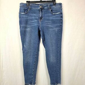Maurices High Rise Skinny Jeans 22W Short